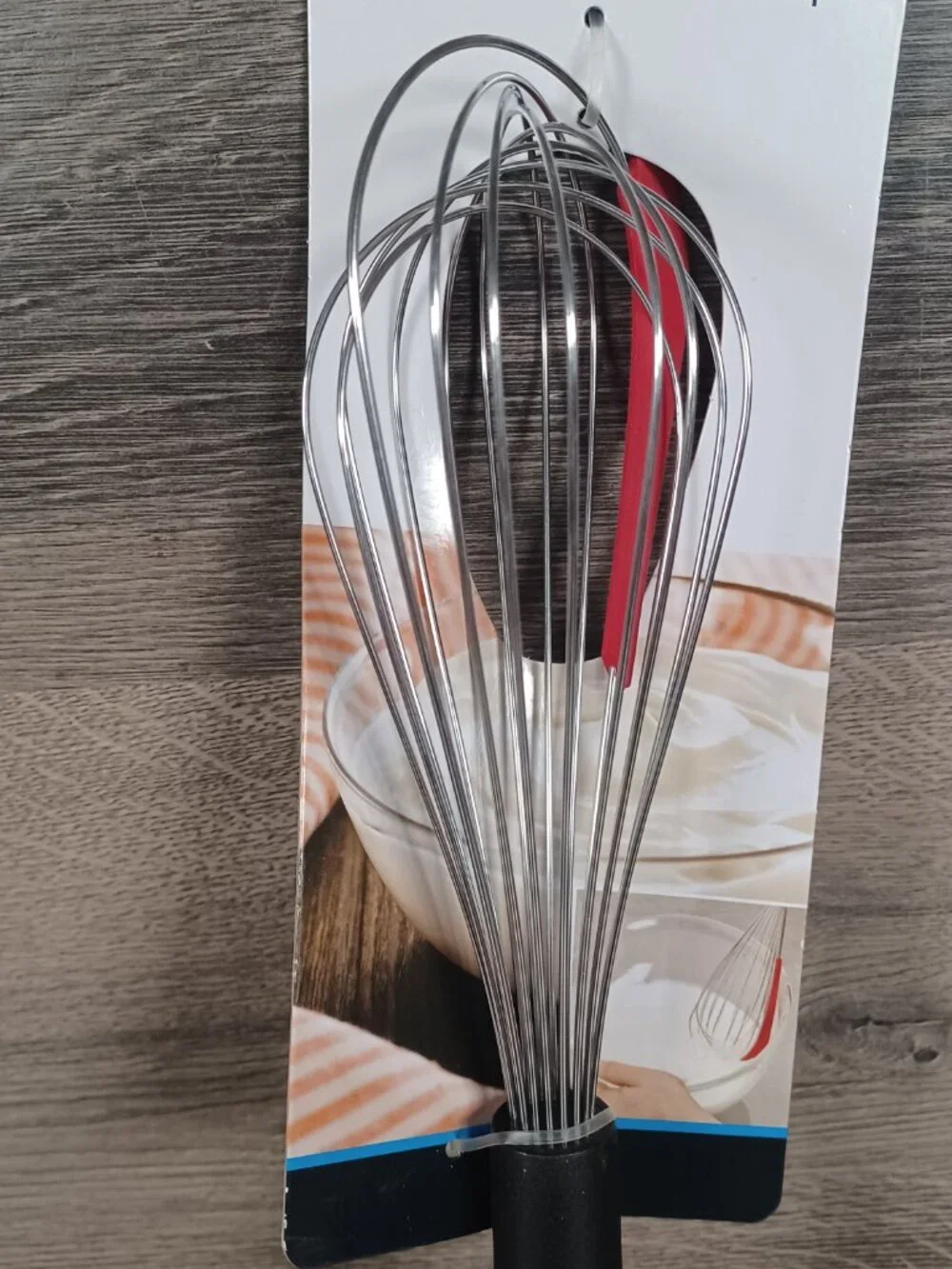 New Mainstays Whisk with Bowl Scraper